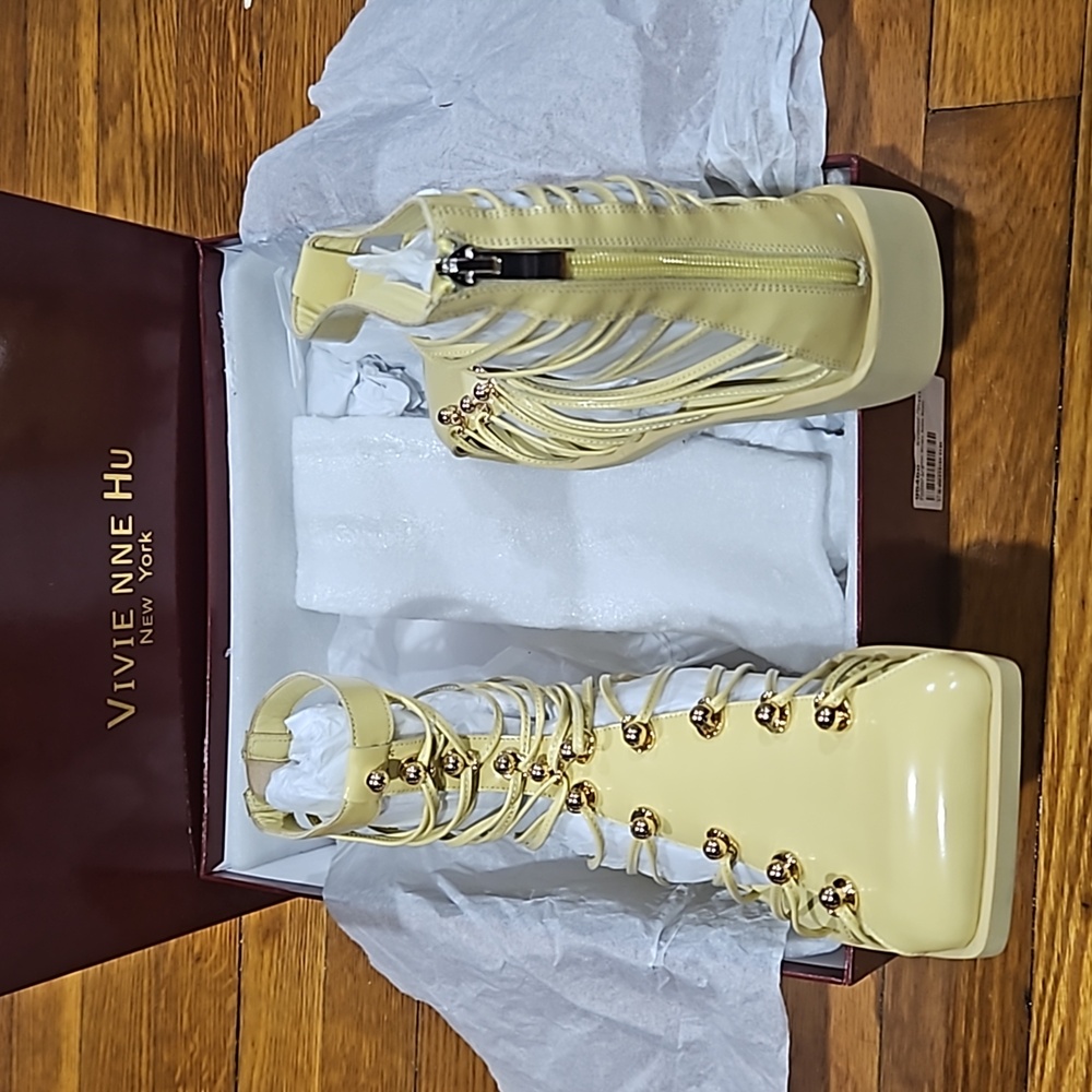 NIB! VIVIENNE HU Leather Lemon Gladiator Studded Ankle Boots - Picture 10 of 10